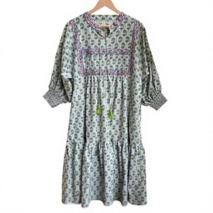 Vestido Maxi Casual Ecológico de Verano Boh Creation para Mujer, Manga Larga, Estampado a Mano, 100% Algodón, Bordado con Borlas, Corte en A - Product Image 1