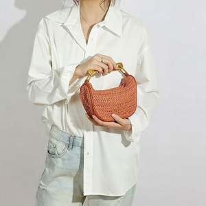 Bolso de Mano Tejido para Mujer, Estilo Retro Casual, Cadena Metálica de Alta Gama, Bolso Pequeño de Hombro o Cruzado, Forma de Dumpling - Product Image 6