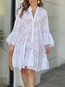 Gaun Wanita Boho Putih Ukuran Besar dengan Detail Lubang-lubang, Lengan Lonceng, Ruffle Bertingkat, Model Tunik, Gaun Pantai Putih Musim Panas untuk Wanita - Product Image 1