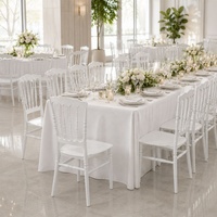 Chaises de location en résine PP imperméables pour événements, chaise Napoléon en plastique blanc brillant pour mariage, banquet, fête