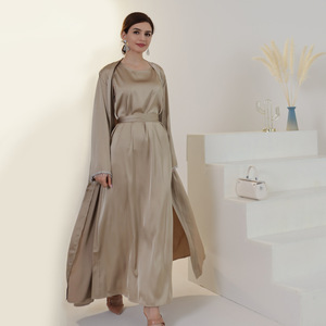 Venta caliente Islamica Color sólido Perla 2 piezas Vestido musulmán - Product Image 2