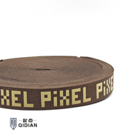Rouleau de sangle à rayures Jacquard à chevrons de 25mm Matériau extérieur antidérapant haute ténacité pour sac de vêtement laisse de chien 38mm 50mm