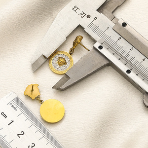 Pendientes de Diseño en Acero Inoxidable Chapado en Oro de 18k, con Diseño de <span class=keywords><strong>Medusa</strong></span>, de Marcas Famosas, para Mujer, Nueva Llegada - Product Image 6