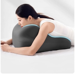 Almohada ergonómica para teléfono de espuma viscoelástica con forma de cuña, color gris oscuro, para uso en dormitorio u hotel. - Product Image 1
