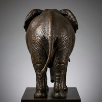 Sculpture d'éléphant en bronze grandeur nature, statue d'éléphant africain en bronze avec peau froissée détaillée pour hall d'hôtel ou espace public