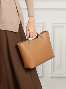 2026 Designer grands sacs fourre-tout produits en gros en vrac femmes grands sacs à main en cuir véritable dames sac à bandoulière grossistes - Product Image 3