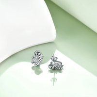 Venta al por mayor joyería fina plata esterlina 925 lindo mono perezoso circón corazón perezoso Stud pendientes para mujeres