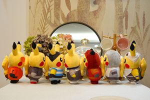 Peluche <span class=keywords><strong>Pokémon</strong></span> 20 cm [<span class=keywords><strong>Pikachu</strong></span> des Sept Pirates] pour machine à poupées, jouet transfrontalier - Product Image 4