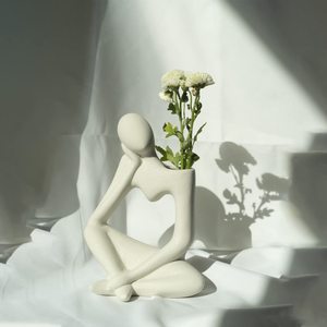 Vase de sol en céramique blanche moderne et simple, sculpture abstraite de penseur, en porcelaine rétro, pour la maison, les mariages, les hôtels - Product Image 1