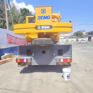 Promotion estivale : Grue télescopique d'occasion 25 tonnes en excellent état, grue mobile d'occasion avec moteur diesel pour XCT25L5 - Product Image 4