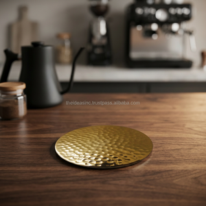 Sous-verre de luxe en laiton martelé pour accessoires de bar - Réutilisable et lavable - Product Image 2