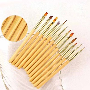 Ensemble de pinceaux à ongles professionnels avec manche en bois naturel pour liner, dépoussiérage, gel UV, French, dégradé, effet blooming et usage en salon - Product Image 1