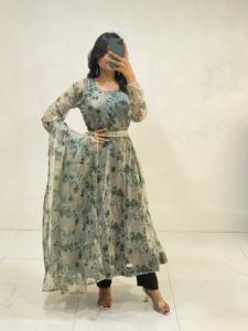 Costume Anarkali en soie d'organza pur et doux imprimé ensemble de vêtements pakistanais pour femmes au prix de gros - Product Image 2