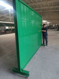 Barriera Acustica Trasparente in Lamiera Metallica per Uso Esterno Resistente al Rumore - Ordine Minimo 1kg - Product Image 3