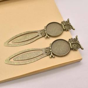 Accessoires d'ornement en alliage bronze ancien hibou-marqueur de page Époxy vierge Logo personnalisé Signet promotionnel en métal avec base de 20mm - Product Image 6