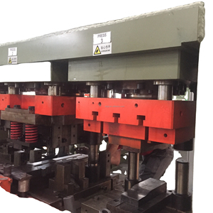 Leaf Spring Center Hole Punching press for <strong>end</strong> formation process bending dimpling side <strong>cutting</strong> - Product Image 1