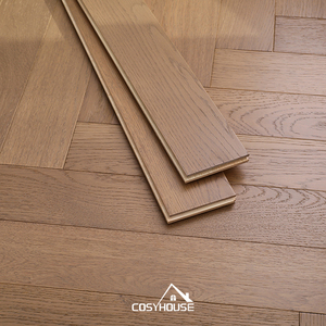 Suelo de madera de roble en espiga moderno, parquet de madera natural, suelo de ingeniería personalizado para interiores de villas y hoteles - Product Image 1
