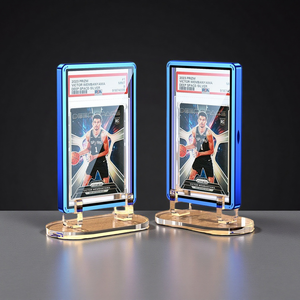 Étui magnétique en métal pour cartes gradées avec protection antichoc pour cartes Pokémon et de sport - Product Image 1