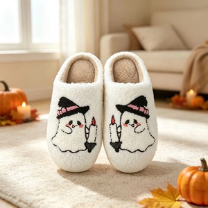 Chaussons d'intérieur Halloween à motif dessin animé, style Baotou à semelle épaisse, en peluche, avec visages de fantômes et citrouilles - Product Image 5