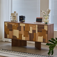 Buffet en bois massif de style mid-century, meuble de rangement intégré artistique et original, à poser au mur, pour salon