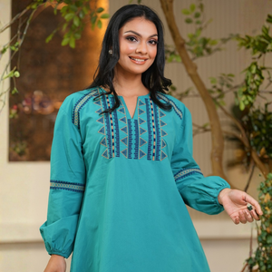 Vestido Bordado Geométrico Color Verde Azulado Claro de Primera Calidad en Oferta, Ropa Casual para Mujer al por Mayor - Product Image 2