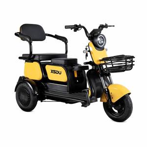 Motocicleta Eléctrica <span class=keywords><strong>de</strong></span> Tres Ruedas <span class=keywords><strong>de</strong></span> 60V 1500W con Cabina Cerrada y Carrocería Abierta - Product Image 3