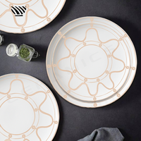 Ensemble de Plats en Céramique Beige - Blanc Élégant pour une Décoration de Table de Mariage Classique Rustique et Raffinée