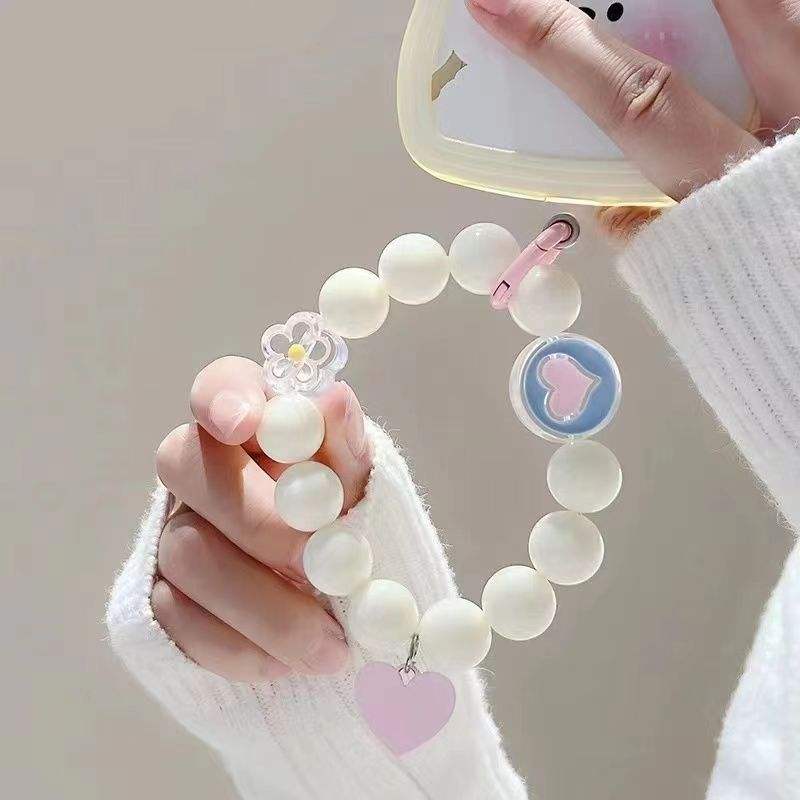 Off - white Flower Heart Pattern