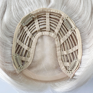 Fabriqué à partir de cheveux humains Remy 100% naturels avec cuticules intactes et alignées, les toupets se fondent parfaitement avec les cheveux naturels existants. - Product Image 5