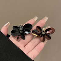 Accessoires floraux 3D, petites perles d'abeille scintillantes, paillettes, strass DIY, autocollants en tissu pour la décoration de sacs, cheveux et chaussures