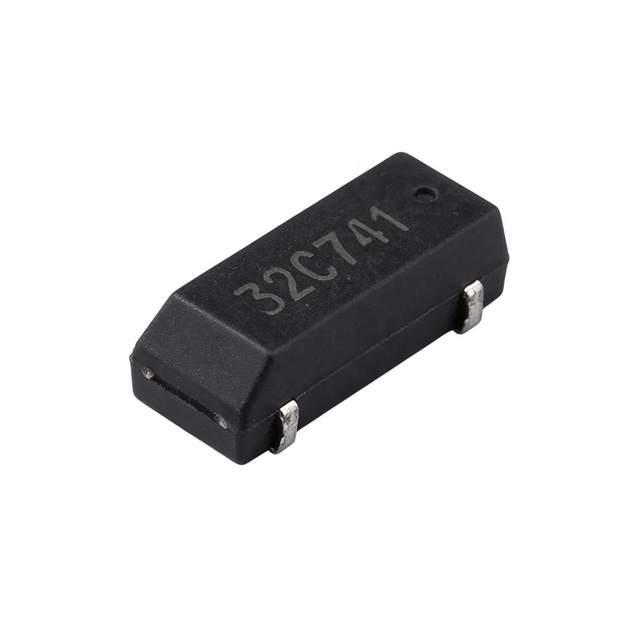 ABS25-32.768KHZ-T Crystal Resonator 32.768kHz ±20ppm Low Frequency SMD Quartz Crystal 12.5pF 4-SOJ Clock Oscillator