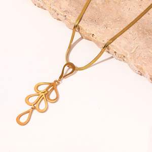 <span class=keywords><strong>ชุด</strong></span>เครื่องประดับแฟชั่นหรูหราสไตล์เกาหลี ต่างหูและสร้อยคอรูปห<span class=keywords><strong>ย</strong></span>ดน้ำประดับระ<span class=keywords><strong>ย</strong></span>้าทอง 18K ดีไซน์ข้ามพรมแดน - Product Image 4