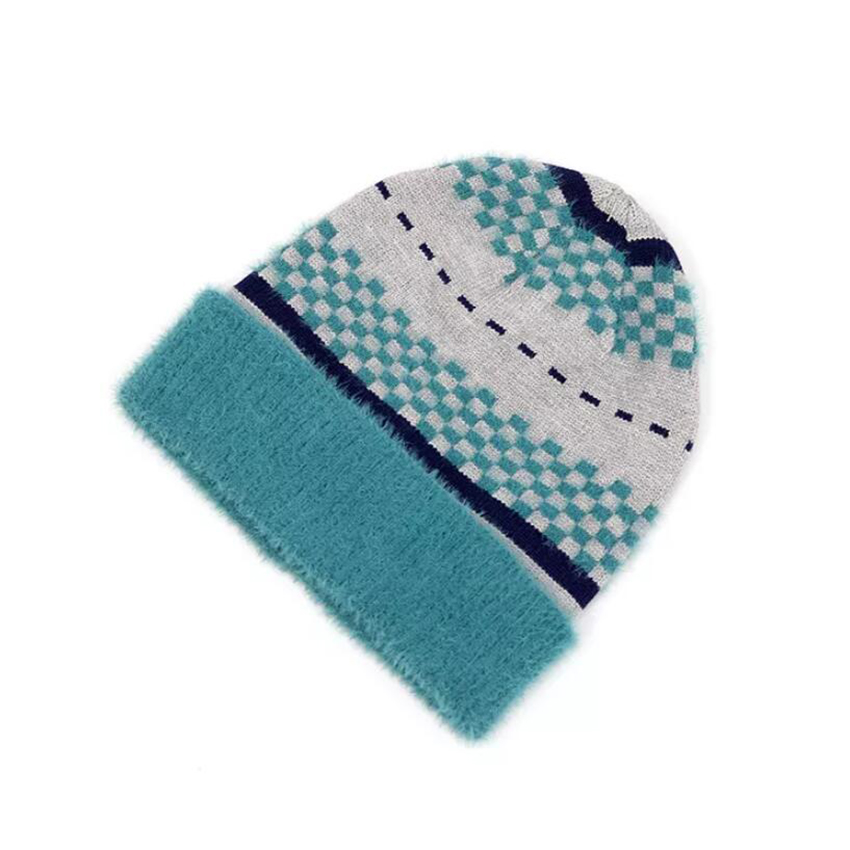 Пользовательская зимняя однотонная вязаная шапка бини с вышивкой