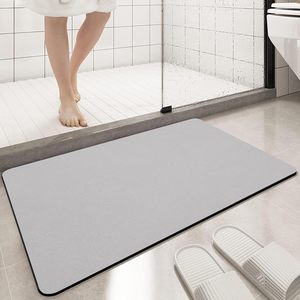Tapis de bain en polyester super absorbant, séchage rapide, antidérapant, épais, couleur unie moderne, fabriqué à la machine, pour la maison, la salle de bain, rectangulaire, antidérapant - Product Image 2