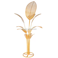 Luxueux mariage métal toile de fond support bananier extérieur décoratif palmier artificiel accessoires en forme d'arche pour fournitures