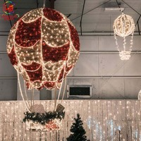 Décoration suspendue personnalisée en forme de montgolfière de Noël pour l'aménagement des ailes de centre commercial, avec lumières LED certifiées CE, robuste et de qualité commerciale