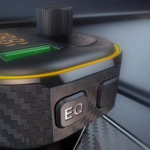 Accesorios para automóvil T86 Adaptador de <span class=keywords><strong>radio</strong></span> inalámbrico Kit de manos libres para automóvil QC3.0 PD 20W Carga BT Adaptador Transmisor <span class=keywords><strong>FM</strong></span> para automóvil - Product Image 4