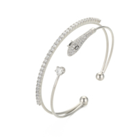 Bracelet léger de luxe doux à double couche avec tête de serpent unique et petit zircon rond, bijou de mode délicat pour femme, idéal pour l'été
