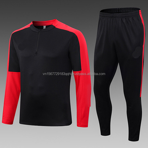 เสื้อฟุตบอลพิมพ์ลายแบบซิปครึ่งตัว แขนยาว กางเกงขายาว ชุดระบายอากาศ แห้งเร็ว ปรับแต่งโลโก้ได้ - Product Image 3