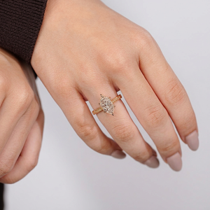 Bague de fiançailles vintage en or massif, diamant de laboratoire néerlandais de type Marquise, certifié IGI, KRUP JEWELS, gravure florale, pour mariée - Product Image 5