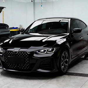 Película de Vinilo TPU de Alto Brillo para Envoltura de Automóviles con Protección UV/IR Autoregenerable, Cambio de Color, Antiarañazos, Garantía de 5-10 Años - Marca NIKO - Product Image 1