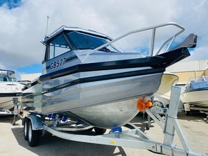 Yate <span class=keywords><strong>de</strong></span> aluminio Allsea Lion <span class=keywords><strong>de</strong></span> 8.25m con cabina cerrada, optimizado para la comodidad, embarcación silenciosa para descanso y pesca. - Product Image 4