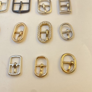 Venta al por mayor de fábrica: Hebilla de zapato de aleación de zinc con diamantes de imitación personalizable, estilo nuevo 2025, ecológica y duradera, <span class=keywords><strong>Seway</strong></span> - Product Image 2