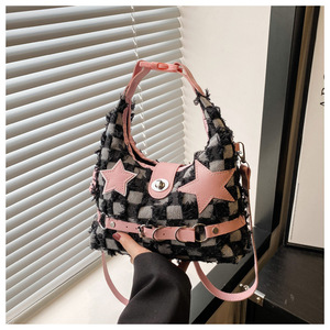 Nouveau sac à bandoulière Denim pour femmes pour femmes à la mode étoile à cinq branches Punk Hottie Style sac croissant polyvalent - Product Image 3