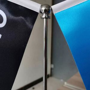 Ensemble de mini-table décorative de bureau en métal avec support de drapeau national (Émirats Arabes Unis, Malaisie, Irak, États-Unis) - Product Image 2