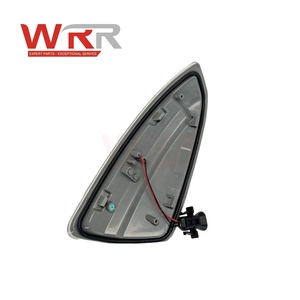 ไฟสัญญาณเลี้ยวกระจก2048200821 WRR ใหม่ Benz W204 W212 E350 C300ไฟ LED แสดงผลด้านข้างทนทานระดับพรีเมียม - Product Image 4
