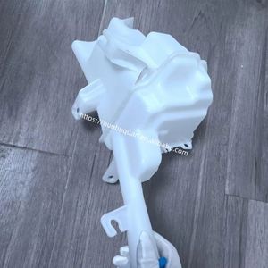 Serbatoio <span class=keywords><strong>Acqua</strong></span> Tergicristallo Auto 986104L000 986204L000 98610-4L000 98620-4L000 <span class=keywords><strong>per</strong></span> Hyundai Kia Azera 2006 - Product Image 2