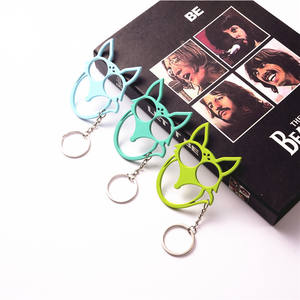 Llavero de Metal con Colgante de Zorro de Dibujos Animados, Moderno y Lindo, Impermeable, Ligero, Portátil, Multifuncional, para Defensa Personal, 2025 - Product Image 2