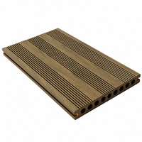 Revêtement de sol en composite bois-plastique OEM, design moderne, joint invisible, pose facile par clic, imperméable, antidérapant, garantie 5 ans