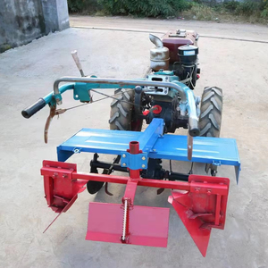 Tractor manual Ridging exclusivo para granjas con Tracteur Agricole Avec Charrues - Product Image 3